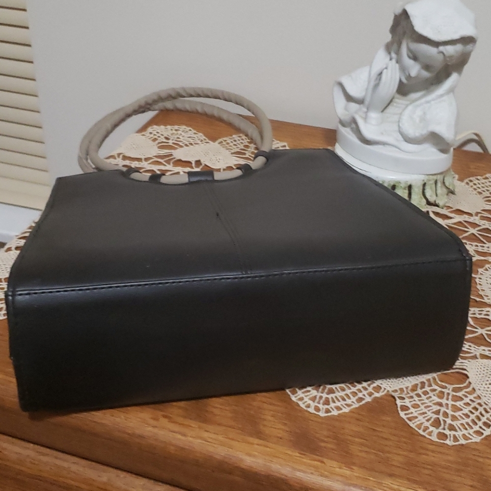 Purse - Picture 7 of 8